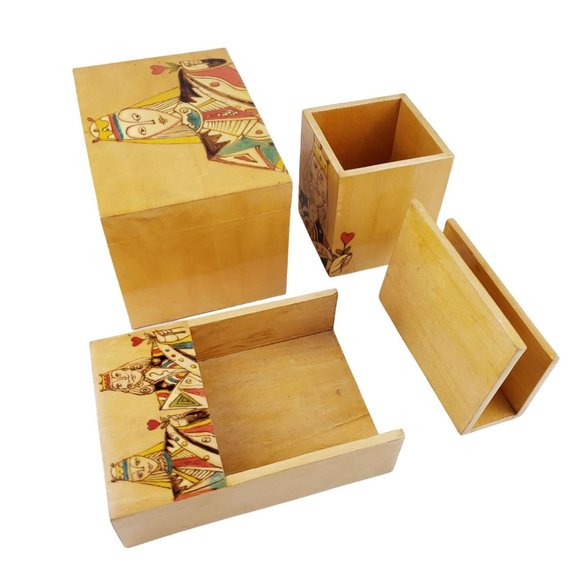 Anhuri Gift King Queen of Hearts Desk Organizer Se - Picture 3 of 11